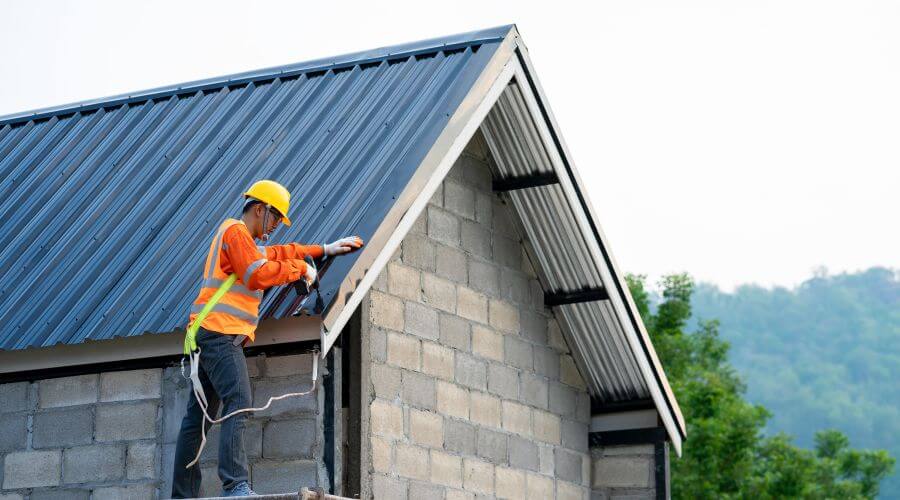 Expert Emergency Roof Repairs services in Everett, WA